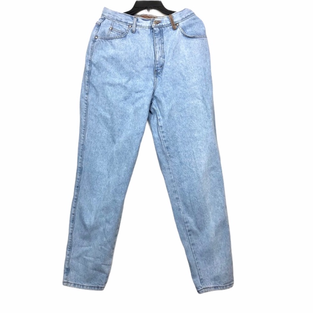 Levi’s 900 Series Vintage High Rise Mom Jean